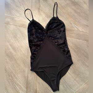 NWOT Zara Velvet Bodysuit